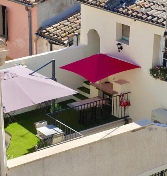 O 36 Rempart Sud B&B Aigues-Mortes Exterior foto
