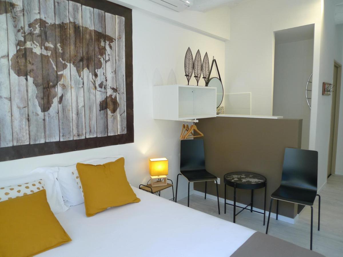 O 36 Rempart Sud B&B Aigues-Mortes Exterior foto
