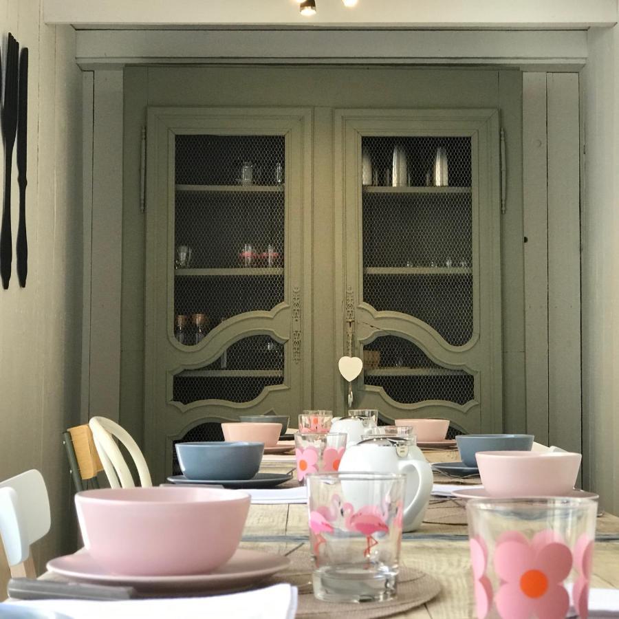 O 36 Rempart Sud B&B Aigues-Mortes Exterior foto